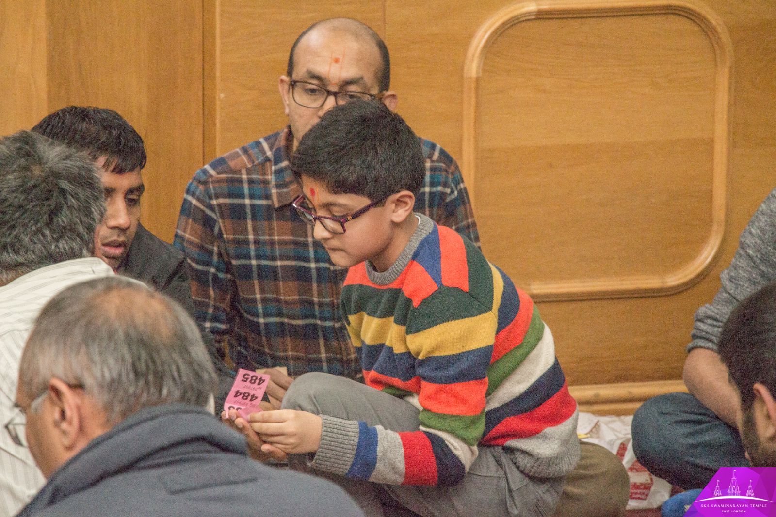 ©1987-2017 SKS Swaminarayan Temple East London